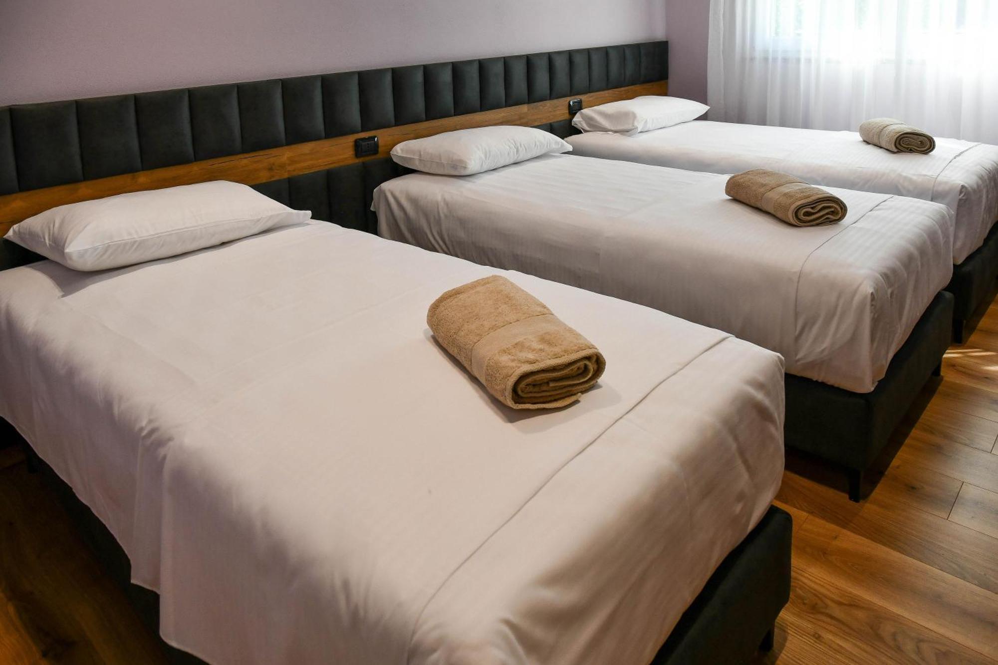 Hata Luxury Apartments Shkodër Esterno foto
