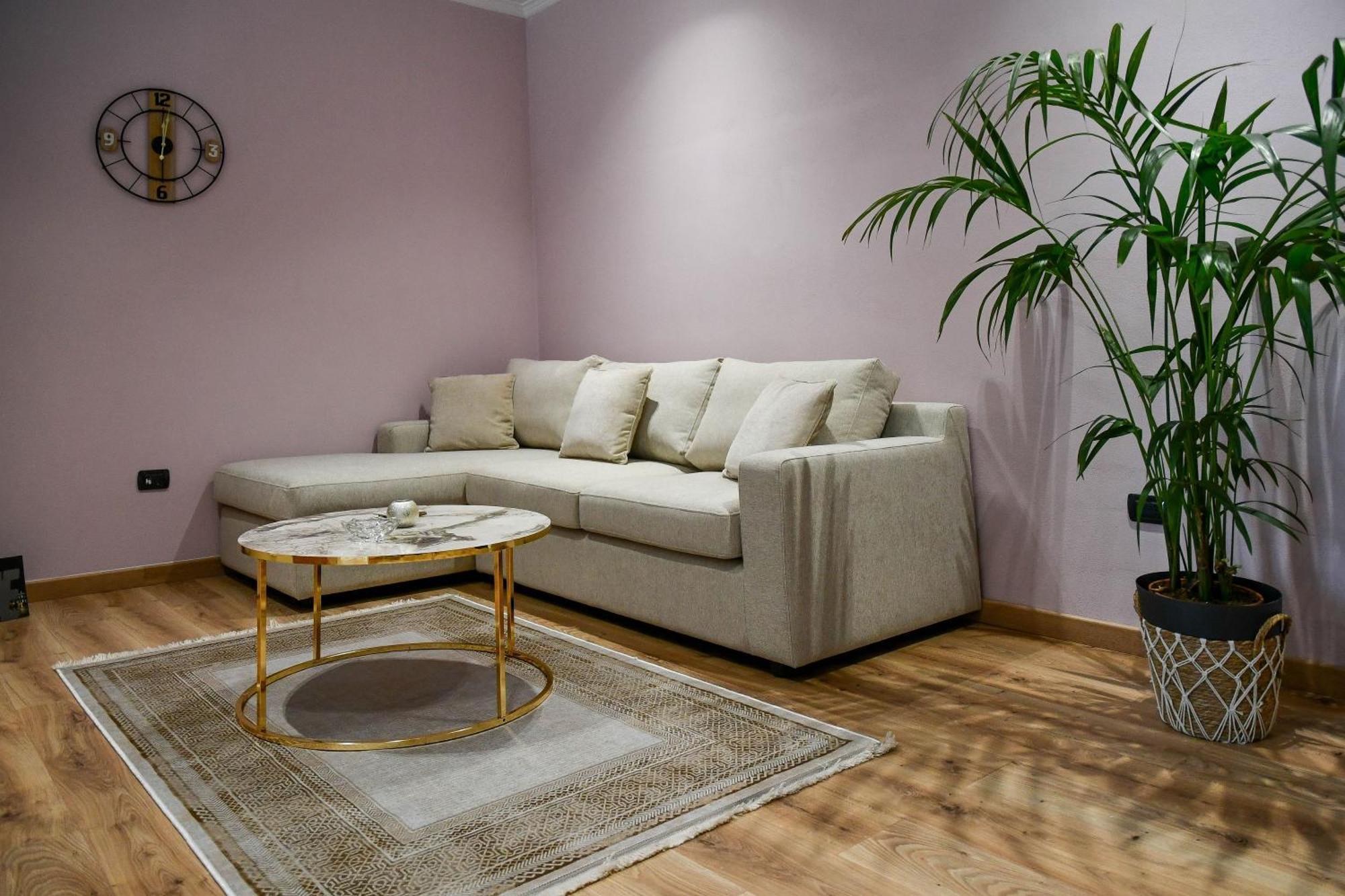 Hata Luxury Apartments Shkodër Esterno foto